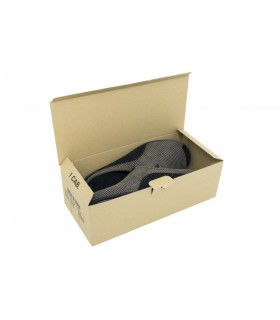 Caja de cartón automontable para zapatos de hombre en color marrón, ancho 14 cm