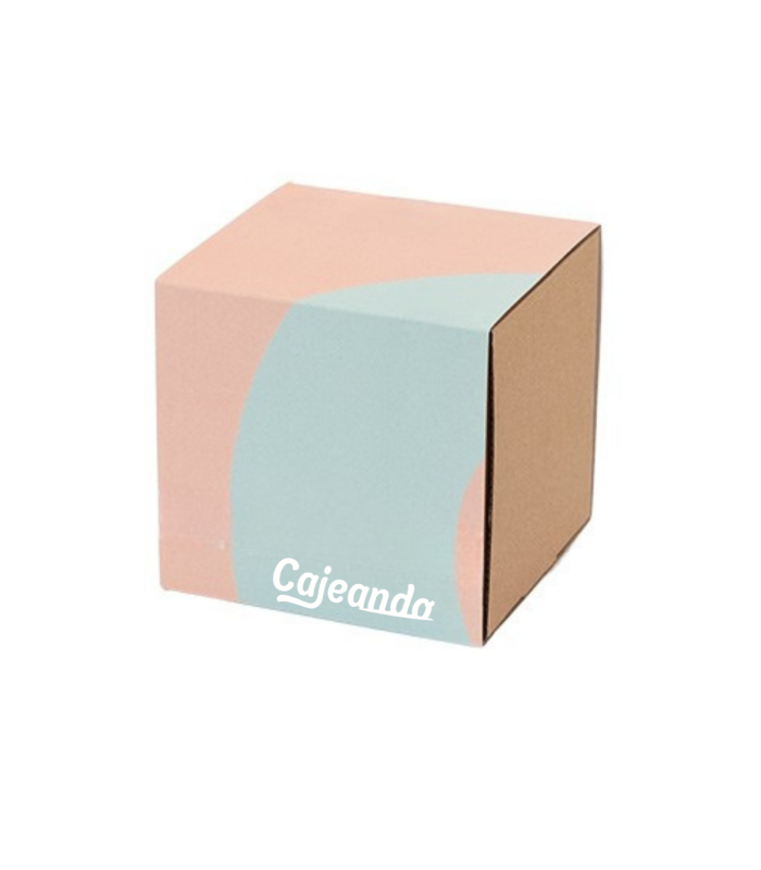 Caja troquelada Ecommerce tipo cubo 13,8x13x13,3cm con faja personalizada
